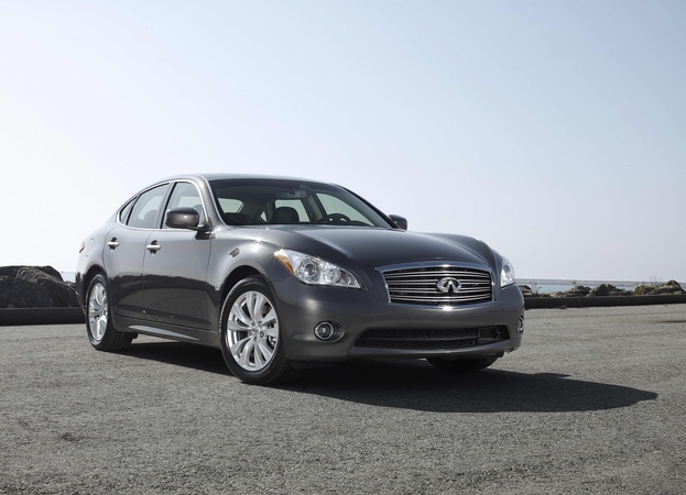 Na carta o presidente fala de uma possível versão V6 turbo com mais de 550cv do modelo M Na carta o presidente fala de uma possível versão V6 turbo com mais de 550cv do modelo M