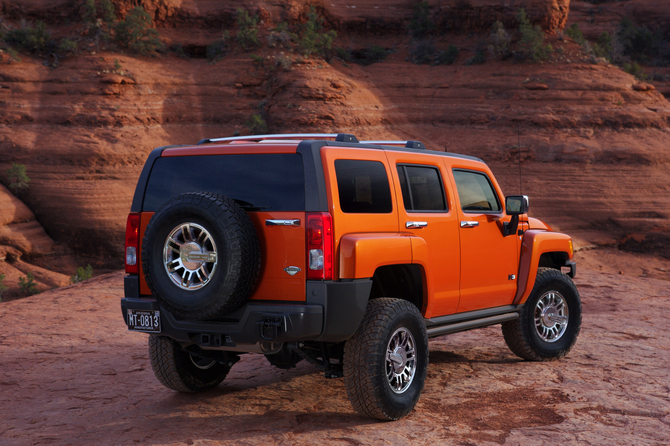 Hummer H3 Luxury Hummer H3 Luxury