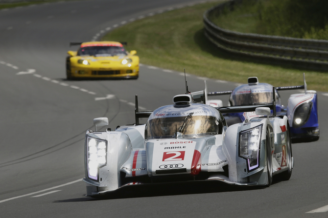 The R18 led practice. You can also see one of the leading Corvettes behind it The R18 led practice. You can also see one of the leading Corvettes behind it