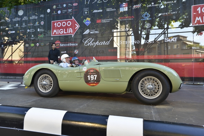 Moss and Dewis drove the same chassis in the 1952 Mille Miglia Moss and Dewis drove the same chassis in the 1952 Mille Miglia