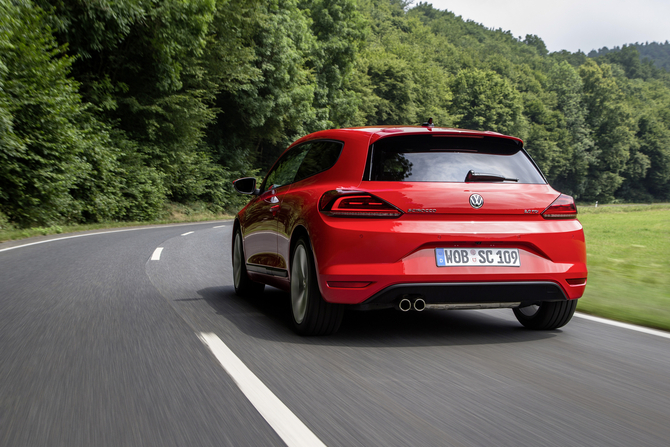 Volkswagen Scirocco 2.0 TDI DSG Sport Volkswagen Scirocco 2.0 TDI DSG Sport