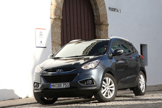 ix35 2.0 CRDi VGT 184hp 4x4 Style ix35 2.0 CRDi VGT 184hp 4x4 Style
