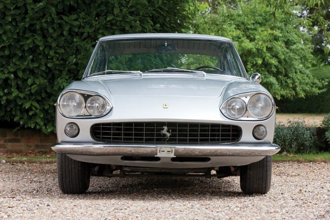 Ferrari 330 GT 2+2 Ferrari 330 GT 2+2