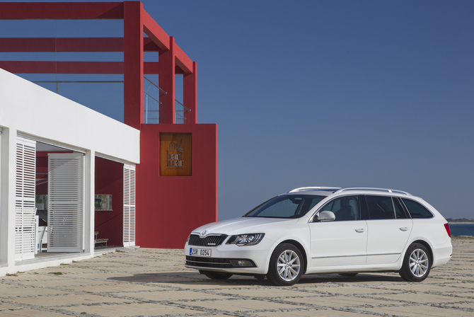 Skoda Superb Break 1.6 TDI Active GreenLine Skoda Superb Break 1.6 TDI Active GreenLine