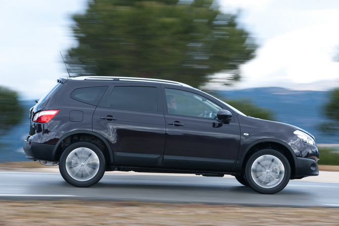 Nissan Qashqai+2 1.6dCi S&S 4x4 Tekna Sport Nissan Qashqai+2 1.6dCi S&S 4x4 Tekna Sport