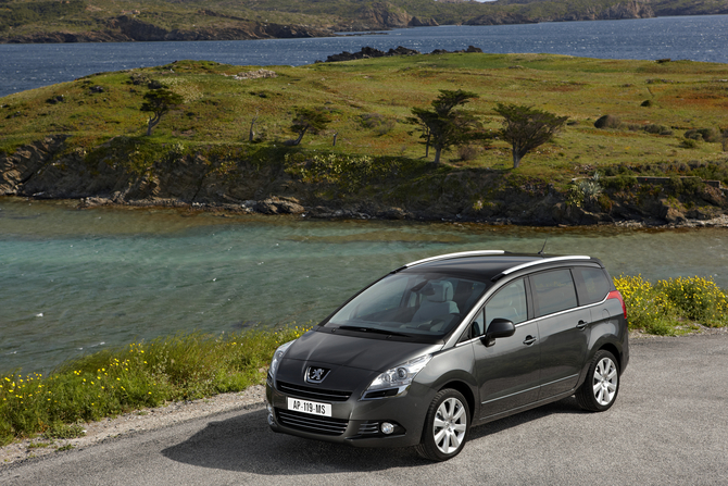 Peugeot 5008 THP Platinum Peugeot 5008 THP Platinum