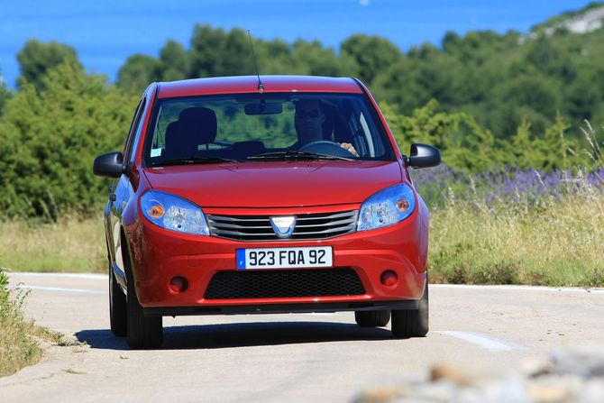 Dacia Sandero 1.2 16V Lauréate Dacia Sandero 1.2 16V Lauréate