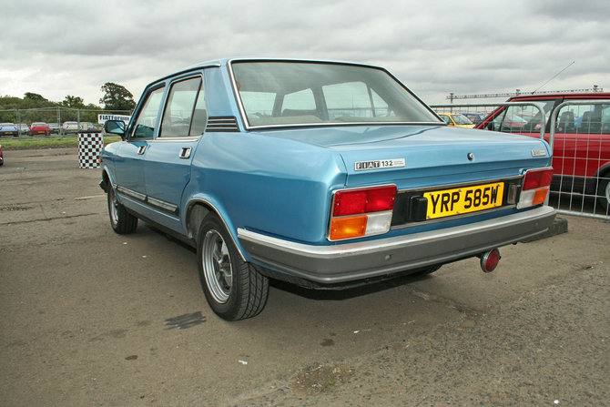 Fiat 132 2000 GLS Automatic photo Fiat 132 2000 GLS Automatic 