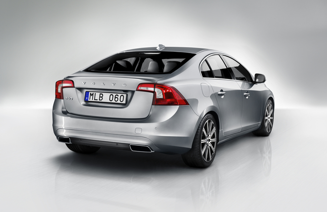 Volvo S60 D4 Momentum Volvo S60 D4 Momentum