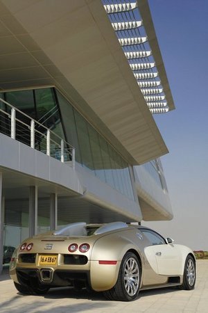 Bugatti Veyron 16.4 Grand Sport Bugatti Veyron 16.4 Grand Sport