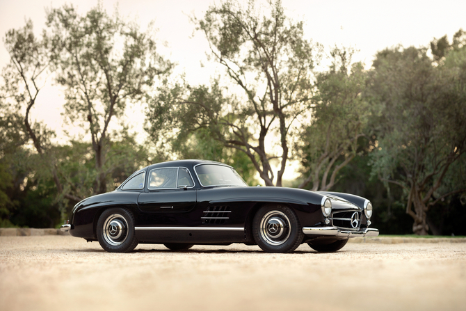 Mercedes-Benz 300 SL Gullwing Coupe Mercedes-Benz 300 SL Gullwing Coupe