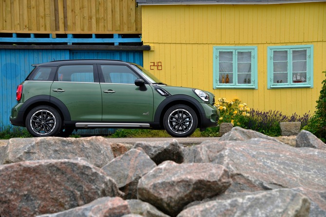 MINI (BMW) Countryman Cooper ALL4 Automatic MINI (BMW) Countryman Cooper ALL4 Automatic