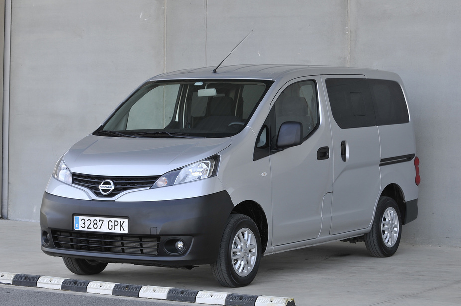 Nissan nv200 combi video