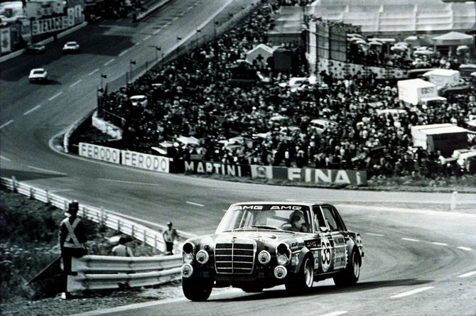AMG Mercedes-Benz 300 SEL 6.8 AMG AMG Mercedes-Benz 300 SEL 6.8 AMG
