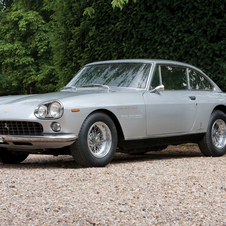 Ferrari 330 GT 2+2