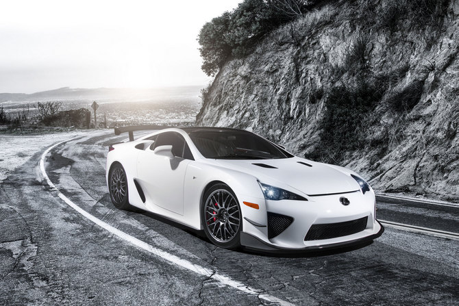A Lexus refere que o LFA também serviu de inspiração A Lexus refere que o LFA também serviu de inspiração