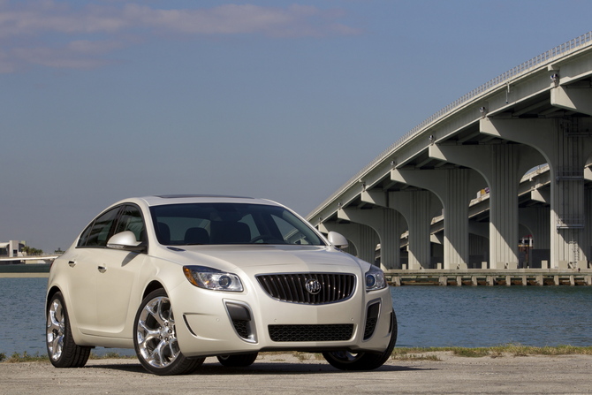 Buick Regal GS 2.0 Ecotec AT Buick Regal GS 2.0 Ecotec AT