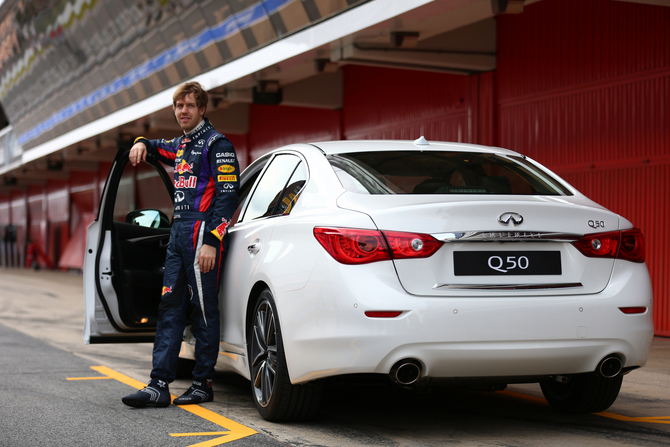Vettel vai ajudar a desenvolver os futuros modelos da Infiniti Vettel vai ajudar a desenvolver os futuros modelos da Infiniti