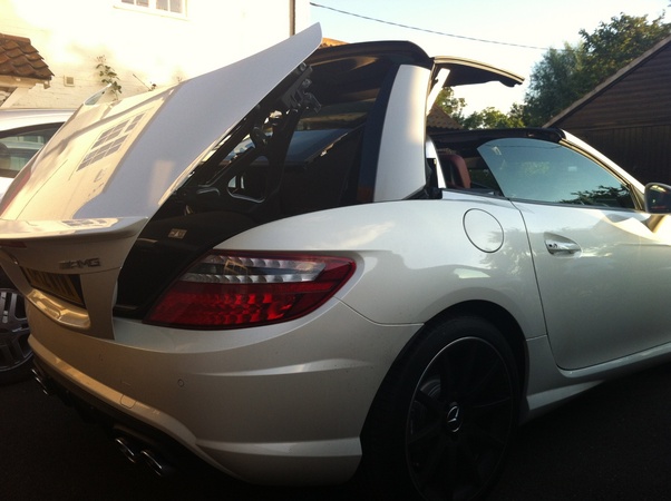 Why the Mercedes SLK55 is confused Why the Mercedes SLK55 is confused