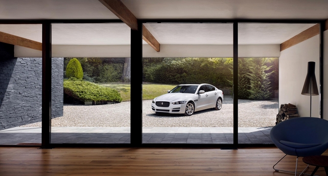 Jaguar XE Jaguar XE