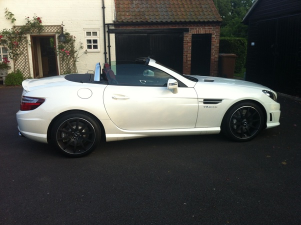 Why the Mercedes SLK55 is confused Why the Mercedes SLK55 is confused