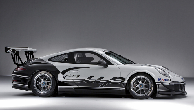 A nova edição do 911 GT3 Cup é a versão de competição do futuro 911 GT3 A nova edição do 911 GT3 Cup é a versão de competição do futuro 911 GT3