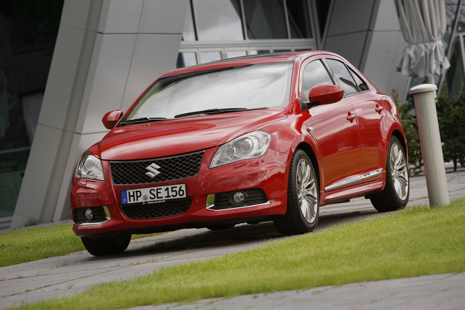 Suzuki Kizashi Sport GTS FWD Suzuki Kizashi Sport GTS FWD