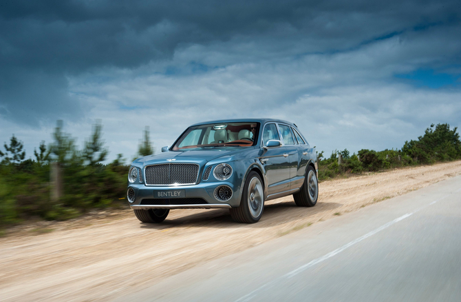 O SUV da Bentley deverá ser apresentado em 2016 e deverá ter versões híbridas e a diesel O SUV da Bentley deverá ser apresentado em 2016 e deverá ter versões híbridas e a diesel