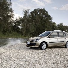 Renault Clio Sport Tourer 1.2 16v Renault Clio Sport Tourer 1.2 16v