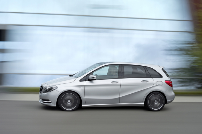 Full Reveal of New B-Class Ahead of Frankfurt (UPDATED) Full Reveal of New B-Class Ahead of Frankfurt (UPDATED)