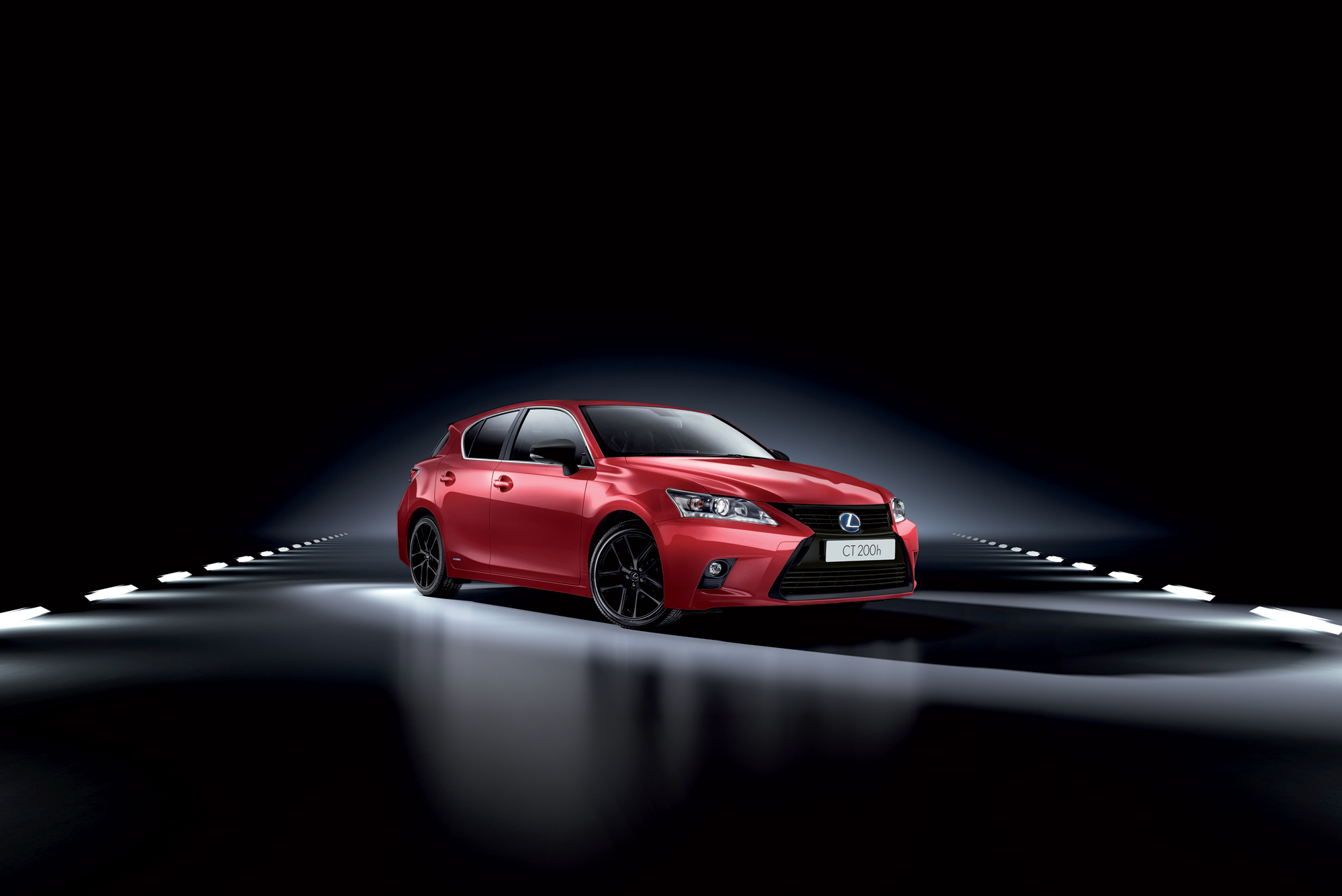 Lexus CT 200h F SPORT +
