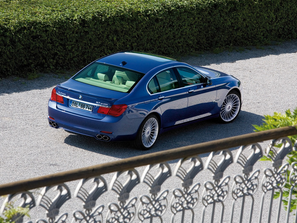 Alpina BMW B7 BITURBO Saloon LWB SWITCH-TRONIC 4WD Alpina BMW B7 BITURBO Saloon LWB SWITCH-TRONIC 4WD