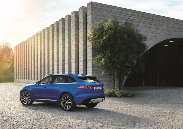 Jaguar F-Pace 3.0L V6 S/C AWD S Jaguar F-Pace 3.0L V6 S/C AWD S