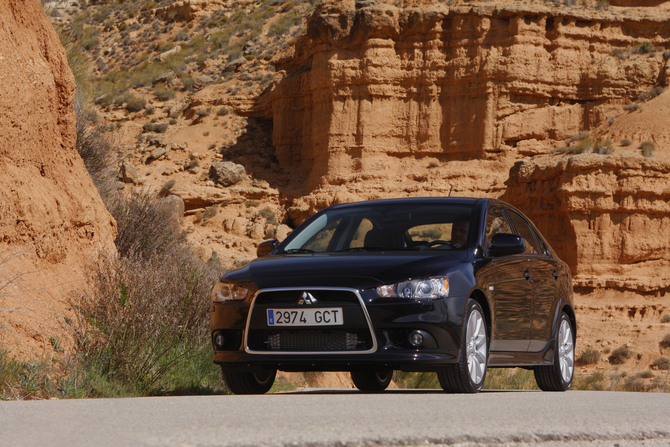 Mitsubishi Lancer SB 1.8 DID CT Intense Mitsubishi Lancer SB 1.8 DID CT Intense