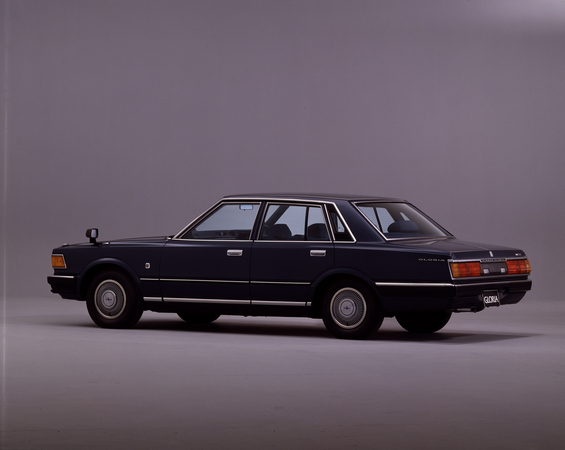 Nissan Gloria Sedan 200 E SGL Extra Nissan Gloria Sedan 200 E SGL Extra