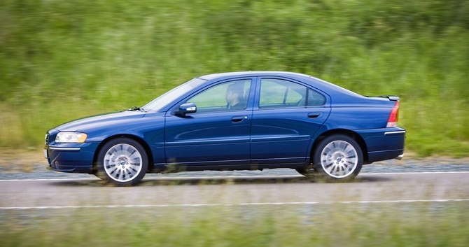 Volvo S60 2.4D Automatic Volvo S60 2.4D Automatic