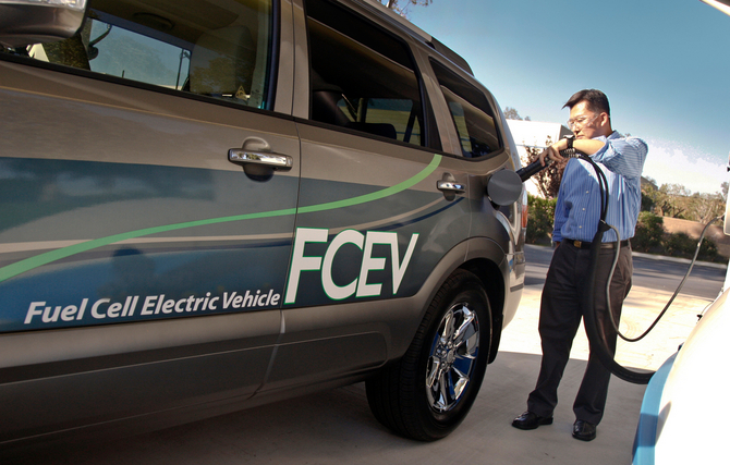 Kia thinks it could have a fuel cell on the market by 2015 Kia thinks it could have a fuel cell on the market by 2015