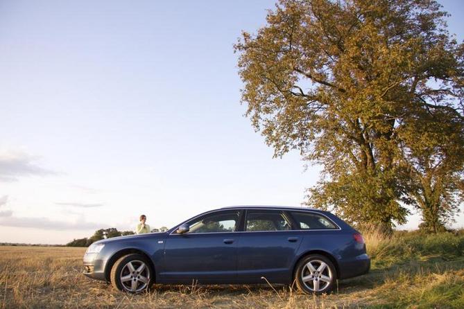 Audi A6 Avant 4.2 FSI quattro Audi A6 Avant 4.2 FSI quattro