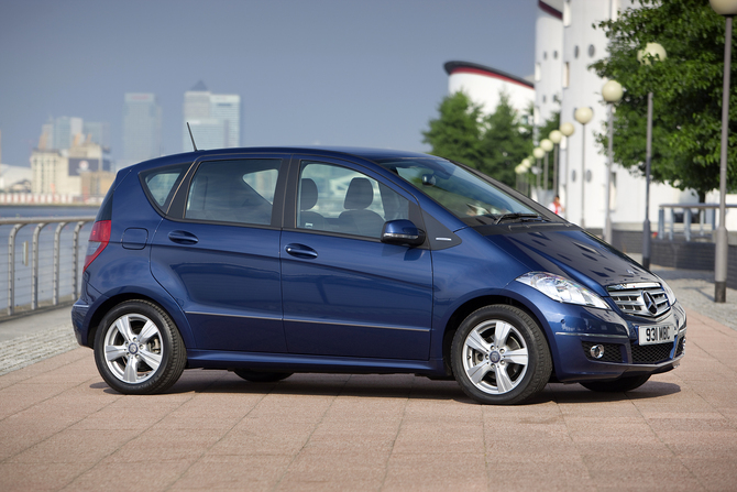 Mercedes Benz A 200 Cdi Elegance Photo Mercedes Benz Gallery 256 Views Autoviva Com