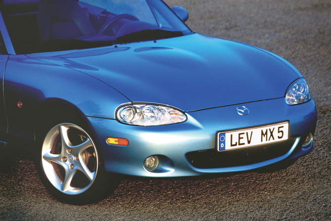 Mazda MX-5 Gen.2 Mazda MX-5 Gen.2