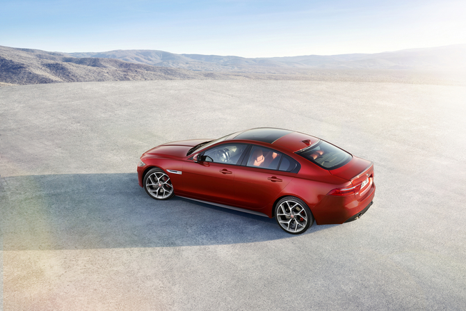 Jaguar XE S Jaguar XE S