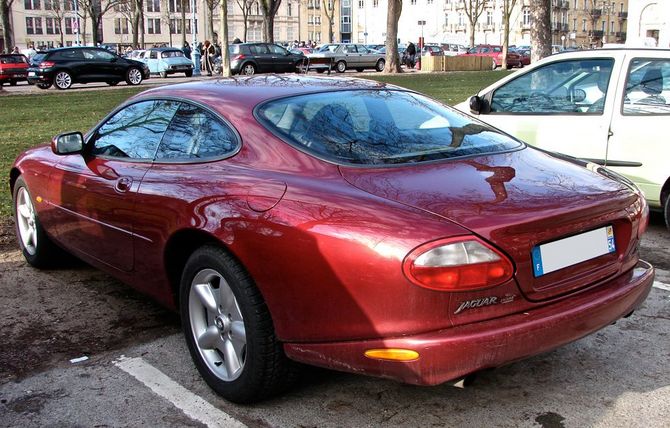 Jaguar XK8 Coupé Jaguar XK8 Coupé