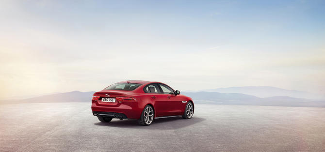 Jaguar XE S Jaguar XE S