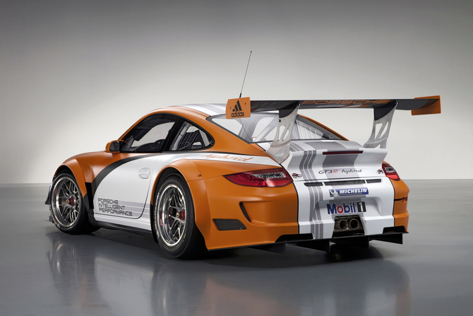 Porsche 911 GT3 R Hybrid Porsche 911 GT3 R Hybrid