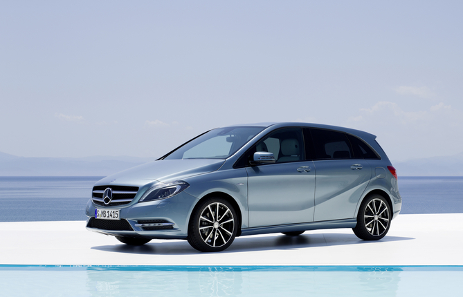 Mercedes b200 sports tourer