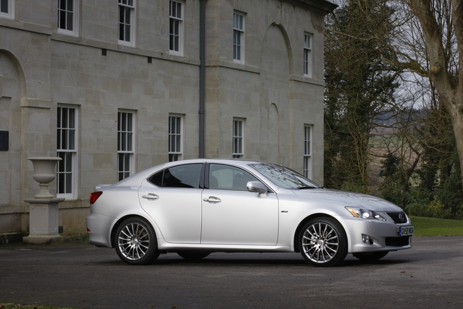 Lexus IS 250 2.5 Advance Lexus IS 250 2.5 Advance