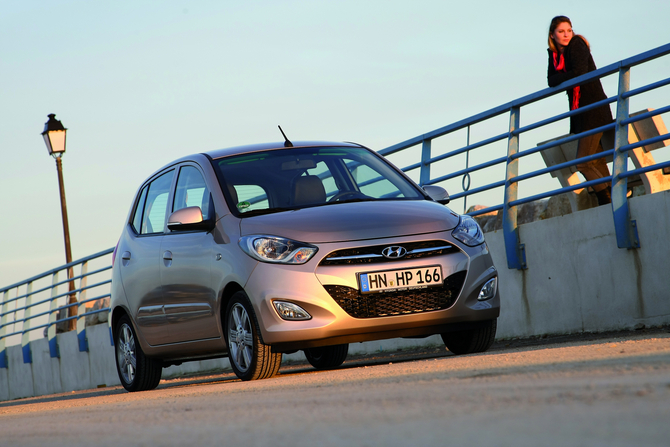 Hyundai i10 Hyundai i10