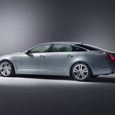 The 3.0-liter supercharged V6 gets an intelligent all-wheel drive system