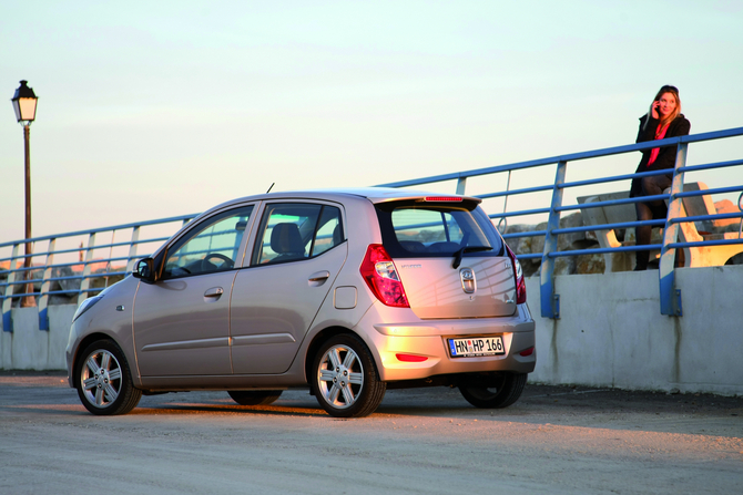 Hyundai i10 Hyundai i10