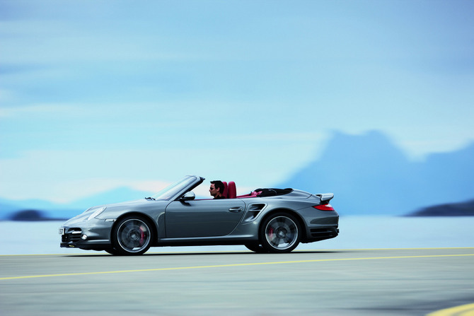 Porsche 911 Turbo Cabrio (997) FL Porsche 911 Turbo Cabrio (997) FL
